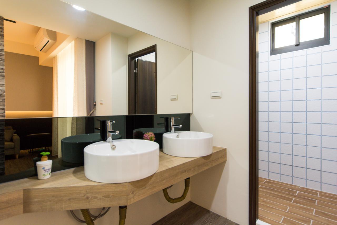 An Ping Shisan Hostel Tainan Exterior foto